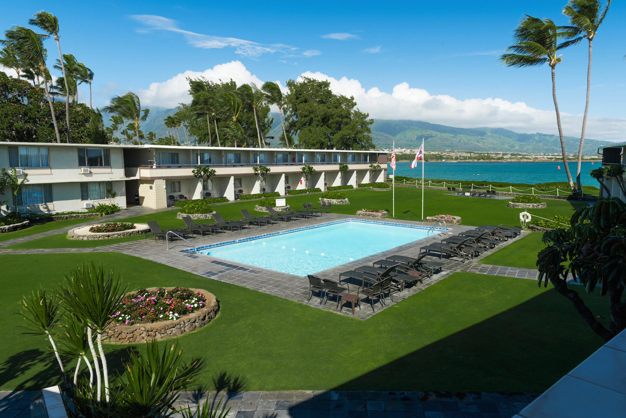 Maui Seaside Hotel Kahului Exterior photo